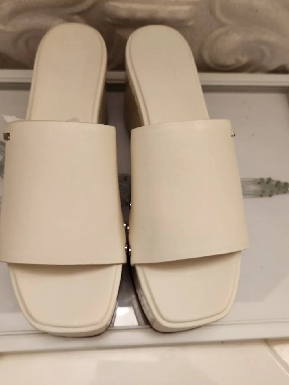 DKNY Alvy Studded Platform Wedge Slide Sandals, Egg Nog/Leather. NIB. Size 11